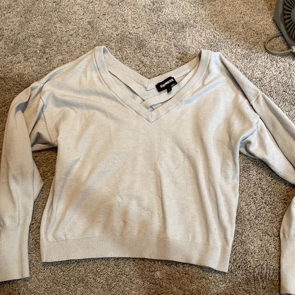 Express cute sweater!